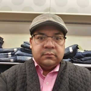 Meet your Posher, Cristobal